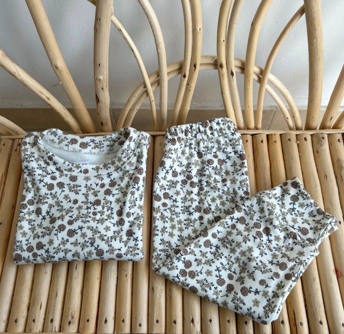 PIJAMA BEBA FLORES 
